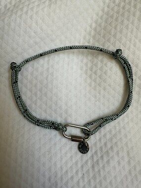 Georgetown University - Grey Speckled Rope & Carabiner Bracelet